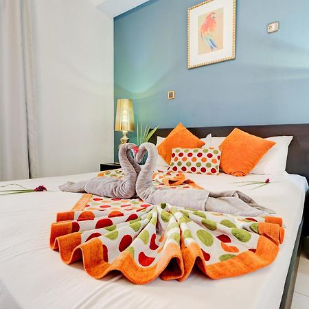 Pereybere Apartment With Breakfast And Private Balcony Pereybere Beach Luaran gambar