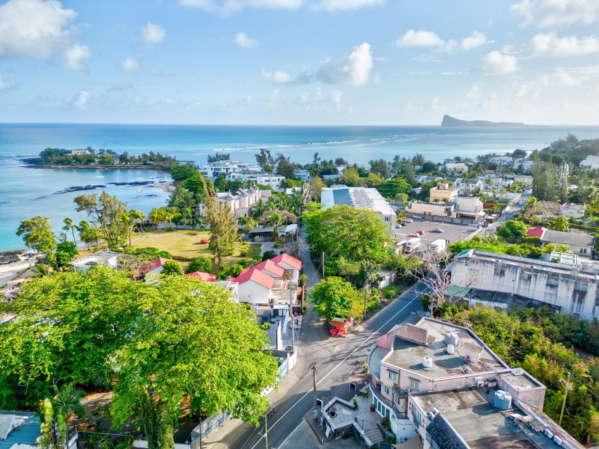Pereybere Apartment With Breakfast And Private Balcony Pereybere Beach Luaran gambar